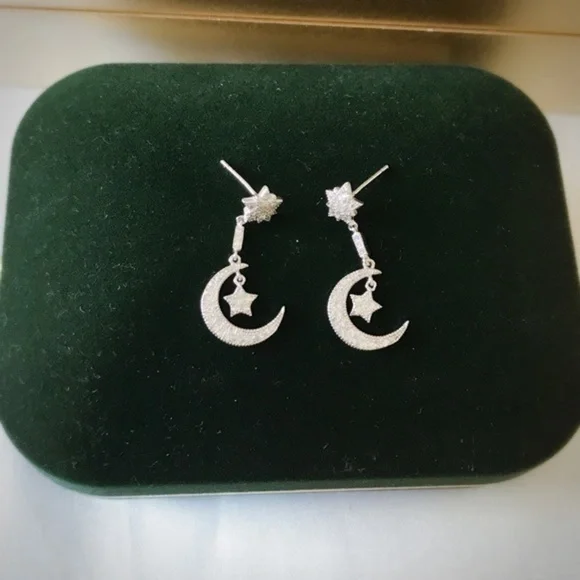 COPY - Sterling Silver Moon & Star dangle Earrings - Picture 3 of 5